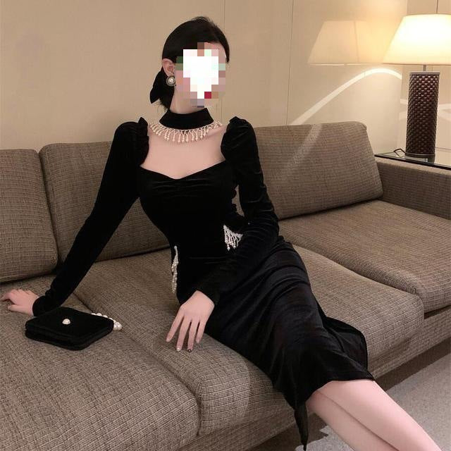 Puffy Sleeves Square Collar Pearl Velvet Dress