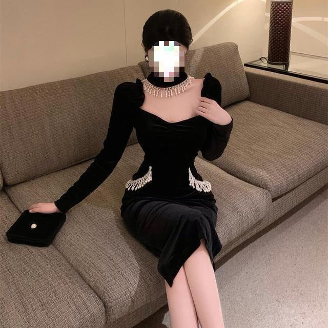 Puffy Sleeves Square Collar Pearl Velvet Dress