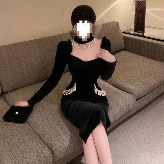 Puffy Sleeves Square Collar Pearl Velvet Dress