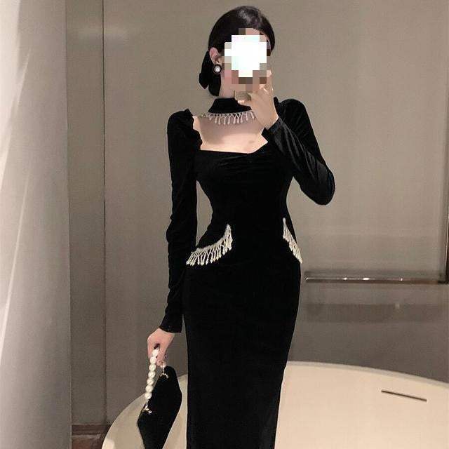 Puffy Sleeves Square Collar Pearl Velvet Dress